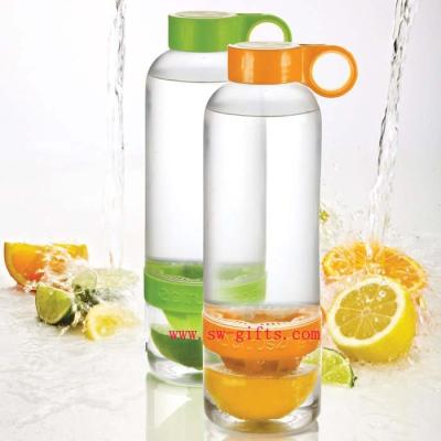 China Lemon Cup Easy Citrus Juice Source Vitality Water Bottle Fruit Cup Healthy Hot selling New for sale