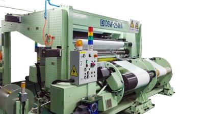 China Controle do PLC de Digitas 3 máquina do rebobinamento do rolo da fase 650mm, máquina de Rewinder da talhadeira à venda
