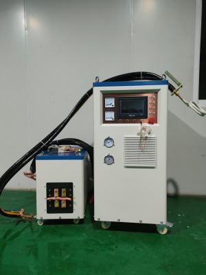 China Máquina de calefacción por inducción de alta frecuencia con baja frecuencia de ruido con voltaje de 3 fases 340V-480V en venta