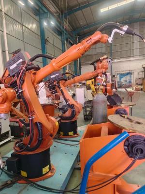 중국 Robotic Arm 6 Axis Industrial Equipment 240kg Body Weight Ceiling Installation 2.8 M/s Speed material cutting removal 판매용