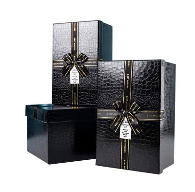 Chine Color Printed Shoes Packaging Corrugated Paper Box Cardboard Mailer Shipping à vendre