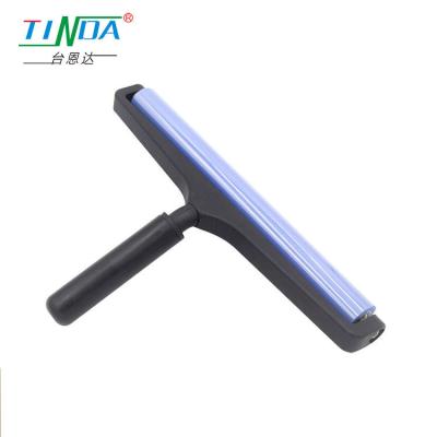China Reusability Sticky Silicone Roller Adhesive Lint Roller For Laboratory Application for sale