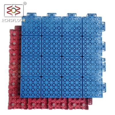 Cina 1.81cm Spessore PVC Interlocking Piastrelle da pavimento per campi da basket all'aperto Piastrelle da pavimento 34x34cm in vendita