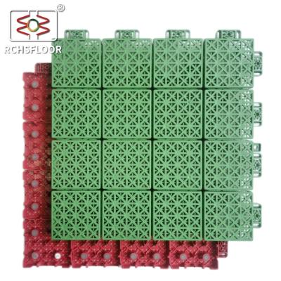 China 34*34cm PVC Interlocking Floor Tiles Slip Resistant Pickleball Court Tiles for sale