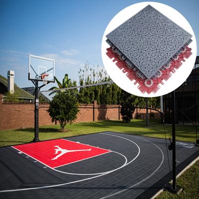 China Pvc de vinilo multi-deportivo de piso entrelazado de pista deportiva azulejos de piso de cancha de baloncesto al aire libre en venta