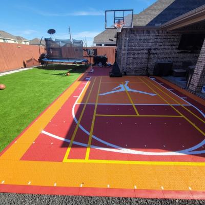 China Modular Interlocking Tennis Pickleball Badminton Court de desporto piso azulejos estofado Court de basquete à venda