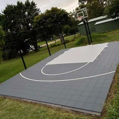 中国 Mobile Diy Logo Outdoor Basketball Pickleball Court Interlocking Sports Flooring Mat tile 販売のため