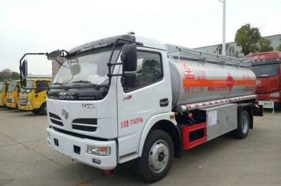 China Duolika D6 Used Heavy Duty Trucks 140HP Euro 5 Fuel Tank Truck for sale