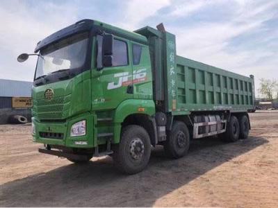 China 12 neumáticos Faw utilizaron la velocidad resistente 8*4 manual 430HP de los camiones 12 en venta