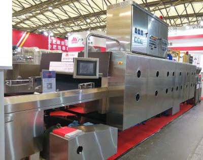 China La máquina de acero inoxidable completamente automática de la fabricación de pan para las galletas tuesta la magdalena en venta