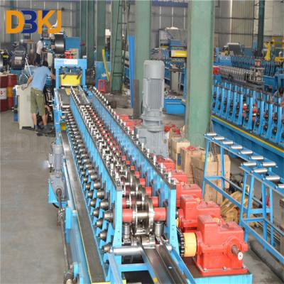 China Máquina de moldeado de rodillos de 1 a 2 mm de espesor 15 metros / min Equipo de fabricación de marcos en venta