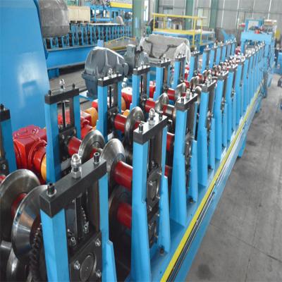 China 400H Steel Highway Guardrail Roll Forming Machine  2-3mm Working Thickness for sale