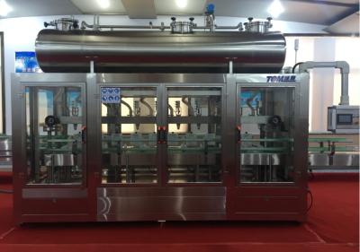 Chine 2800BPH ligne de remplissage de lubrifiant PLC contrôlée pesée machine de remplissage 1-5L à vendre
