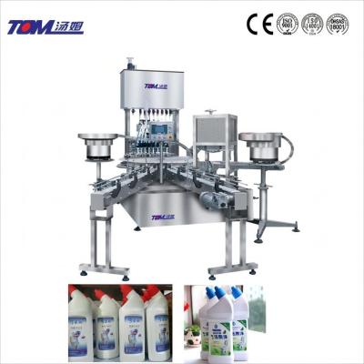 Chine 2000BPH machine à caper le remplissage monobloqué 200ml-1000ml machine automatique de remplissage de l'eau de Javel à vendre