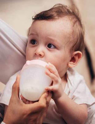 China Comida ligera Teether BPA no tóxico lavable del silicón del bebé libre en venta