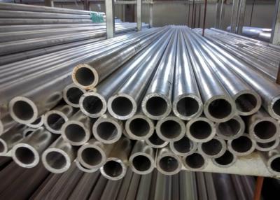 Chine Bonne tuyauterie ronde en aluminium de soudure de représentation, tuyauterie en aluminium polie anodisée argentée à vendre