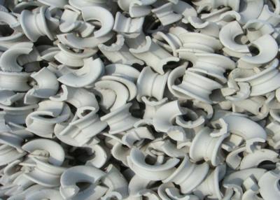 China Abra - resistencia de choque termal del embalaje de cerámica del alúmina del anillo del agujero la buena en venta