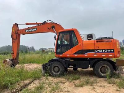 China Doosan DH210W Wheel Excavator With Superior Performance Easy Operation for sale