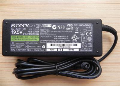 China Los adaptadores de corriente alterna del ordenador portátil de VGP-AC19V37 SONY con la CA 100 - 240V 50 - 60Hz ENTRARON SALIDA de 19.5V 3.9A DC en venta