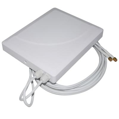 China Outdoor Directional Mimo Panel Antenna 11dbi 2700MHz Waterproof for sale