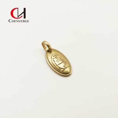 China Practical Thickened Replacement Belt Buckle , Rustproof Golden Backpack Pendant for sale