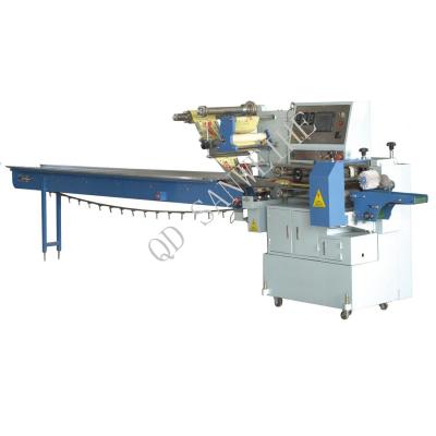 China Max 680mm Flow Wrap Packing Machine Stainless Steel Blue And Silver à venda
