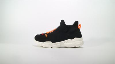 中国 Low Heel Height Flyknit Running Shoes EVA Insole Round Toe Mens Flyknit Trainers 販売のため