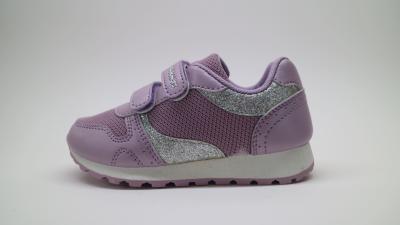 Chine Textured Outsole Round Toe Childrens Running Trainers Customized With Flat Heel à vendre