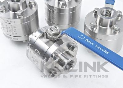 China 3-pc Forged Steel Ball Valve SW End Threaded NPT BSPT Lever Operation for sale