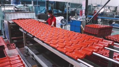 China Folha impermeável de ISO9001 ASA Synthetic Resin Roof Tile para o armazém à venda