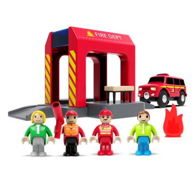 China Fire engine toy friction toy vehicle storage box simulated sprinkler car sliding electric fire station toy with accessories for sale