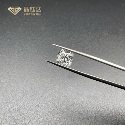 China 3Ct DEF VS Cushion Cut Diamonds for sale