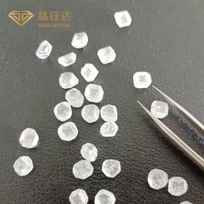Chine Les diamants synthétiques non coupés 1.0ct 2.0ct 3.0ct ont poli la coupe brillante ronde à vendre