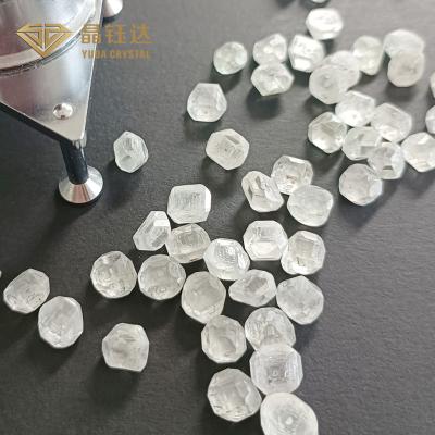 Chine 5-6 taille approximative de CT HPHT Diamond Uncut Lab Created Diamonds plus grande pour le laboratoire lâche à vendre