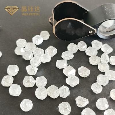 China Diamantes crescidos de Hpht laboratório áspero 3.0-4.0 quilates à venda