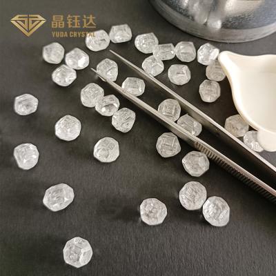 China Áspero blanco diamantes crecidos pequeño laboratorio Hpht Diamond For Jewelry Making sin cortar en venta