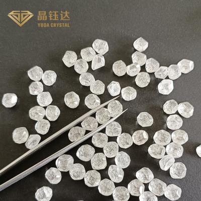 中国 VVS対リングのための白いDEF色のあたりのSIの明快さHPHTのダイヤモンド原石 販売のため