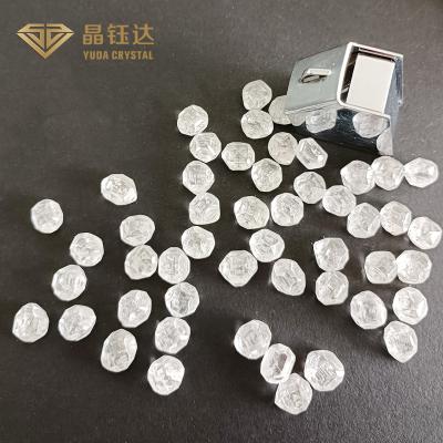 中国 VVS対明快さ荒いHPHTの実験室によって育てられるダイヤモンドの大きいサイズDEF色 販売のため