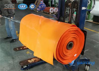 China La goma de silicona anaranjada cubrió la tela de la fibra de vidrio usada en junta flexible incombustible en venta