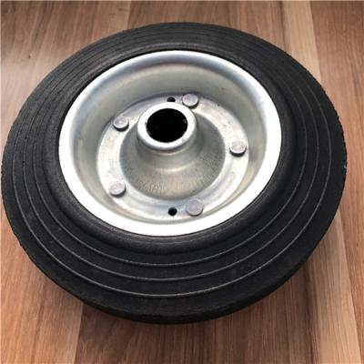 中国 トロッコのトロリー鋼鉄ハブの固体ゴム製タイヤのための8x2固体ゴム製車輪 販売のため