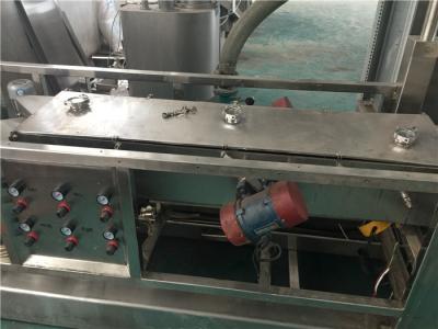 China Máquina continua vibrante fluidificada del granulador del polvo de LZL en venta