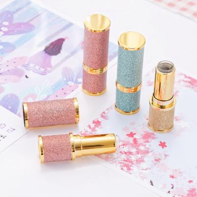 China Tubos vacíos de la barra de labios del rosa de DIY y del tubo vacío de la barra de labios del oro al por mayor en venta