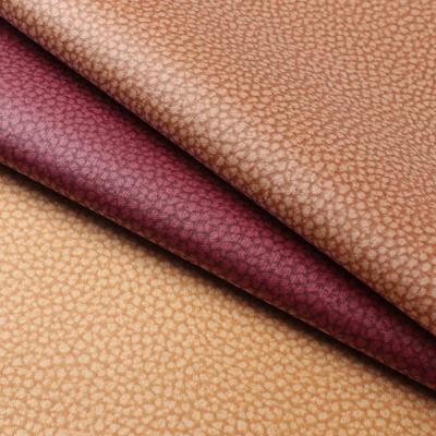 China Tecido de couro litchi de 1,2 mm Tecido de couro respirável para sofás / almofadas à venda