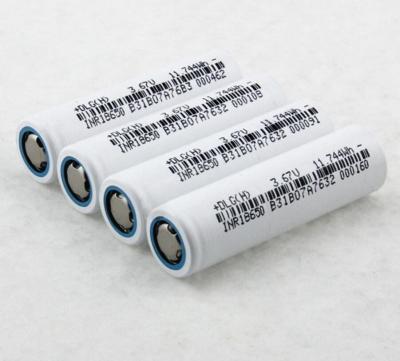 China High Capacity 3.7V 3200mAh INR 18650 Lithium Ion Battery Cylindrical for sale