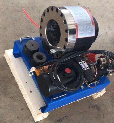 Chine sertisseur hydraulique du tuyau 12v de 6-51mm tuyau hydraulique de 4 couches faisant la vente de dessus de machine à vendre