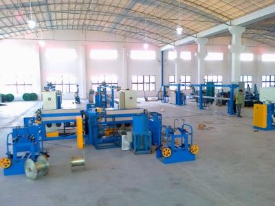 China Jacket Sheath PE PVC Cable Extruder / Electrical Cable Manufacturing Machine for sale