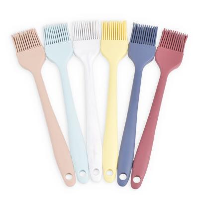 Chine 8.2in / 10.6in Silicone Basting Brush Silicone Produits ménagers Logo personnalisé à vendre