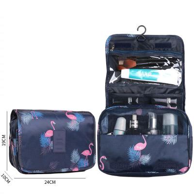 China Environmentally Friendly Travelling Storage Bag 60gsm To 180gsm Fashion Wash Bag for sale
