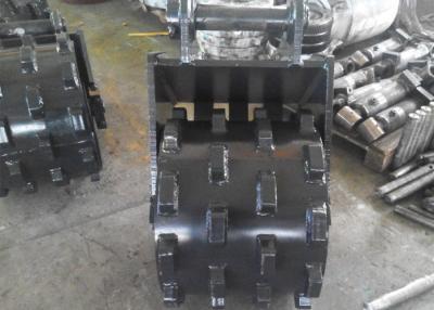 China Landfill Compaction Wheel Excavator Attachment 660KG 10mm Roller Plate Thickness for sale