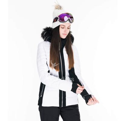China Ladies Mid Weight Outdoor Padded Jacket Outwear Puffer Coat Customized for sale